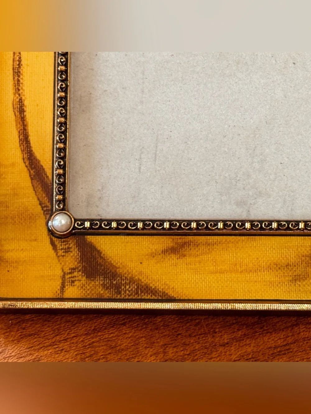 Vintage Home Collection Palm Tree 4x6 Photo Frame Gold Enamel Faux Pearl Detail
